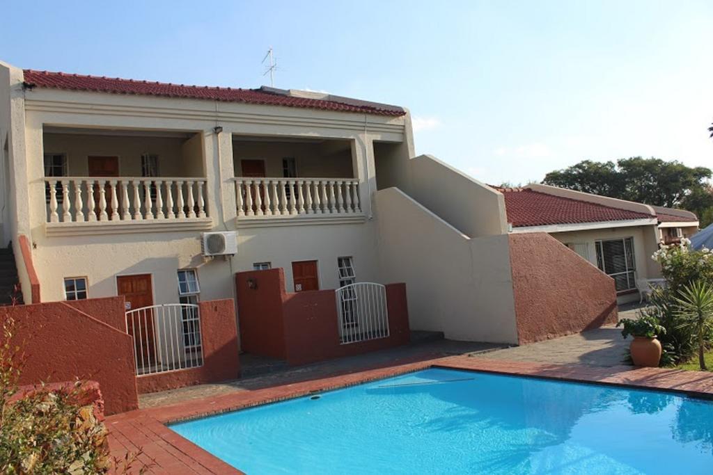Flamboyant Guest Lodge Johannesburg Exterior foto