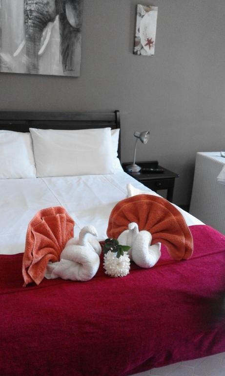 Flamboyant Guest Lodge Johannesburg Exterior foto
